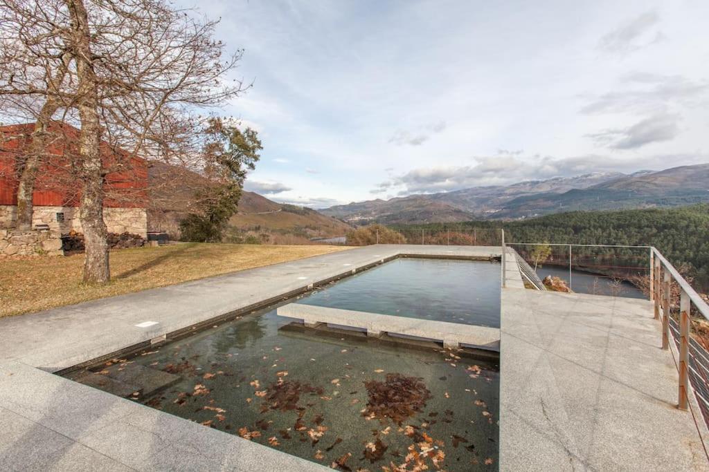 Casa Do Lagar - Sobrenatura Ecoturismo อาร์กอสเดวัลเดเวซ ภายนอก รูปภาพ